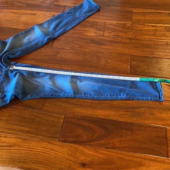 Womens Rock & Republic Berlin Skinny Stretch Jeans in Size 2 [LIKE NEW] - Picture 8 of 9